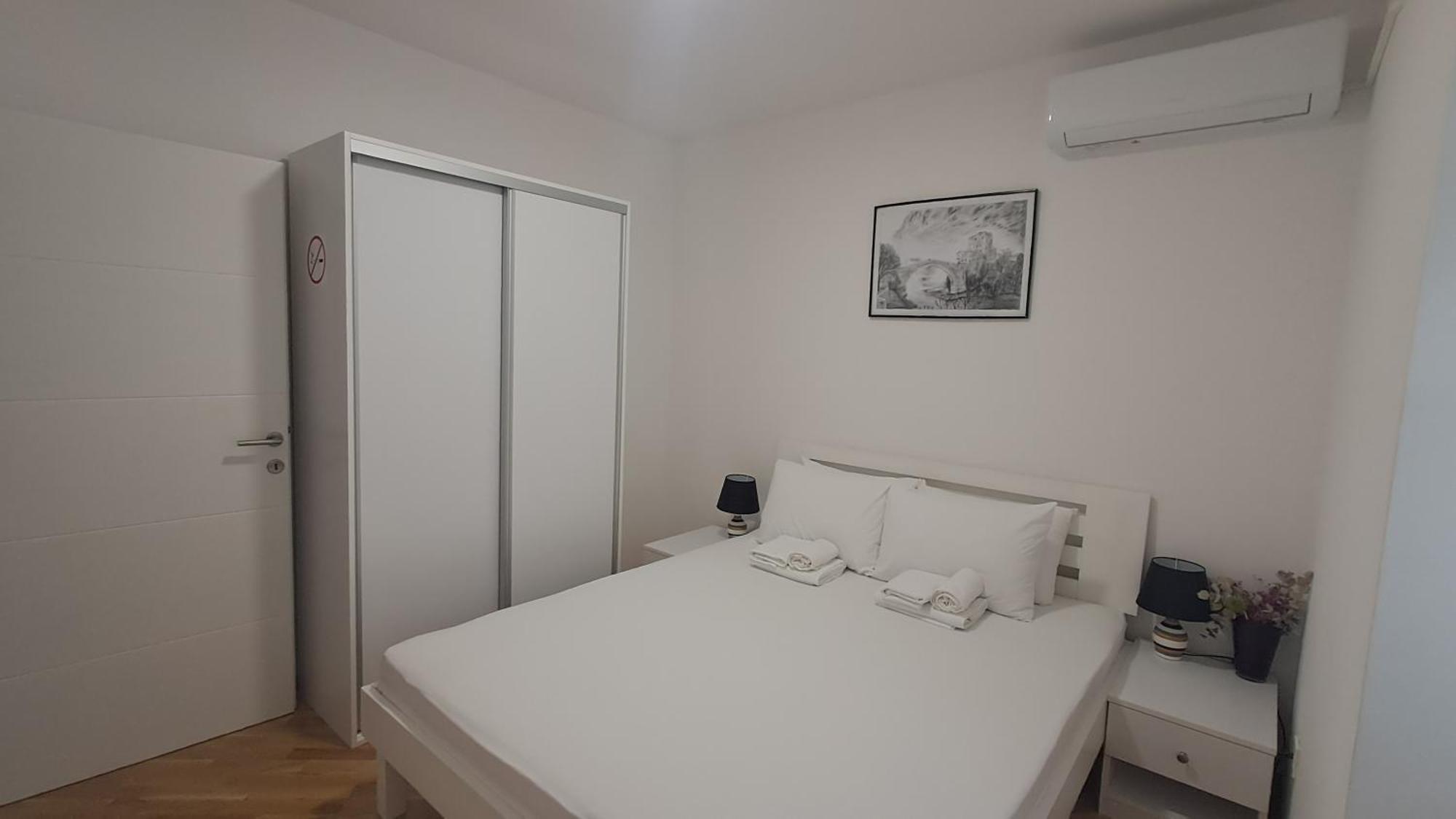 Villa Tamara With Garden And River View - Free Private Parking - Garage Mostar Habitación foto